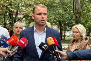 drasko-cirilicni-park