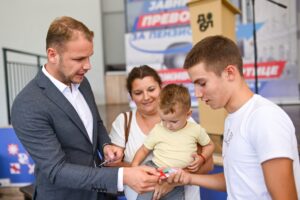 viseclane-podjela-kartica-za-prevoz-6
