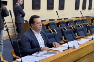 Narodni poslanik Saša Grbić govori o izmjenama Zakona o ugostiteljstvu u NSRS.