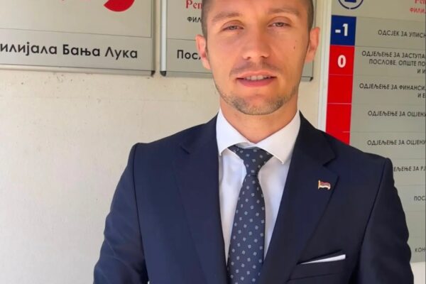 Bojan Kresojević obraćanje javnosti o položaju penzionera